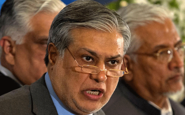 واشنگٹن میں وزیر خزانہ اسحاق ڈار نے پاک امریکا آئی ٹی ماہرین کے اجلاس میں شرکت کی، اسحاق ڈار نے پاکستان میں آئی ٹی کے مواقعوں سے آگاہ کیا