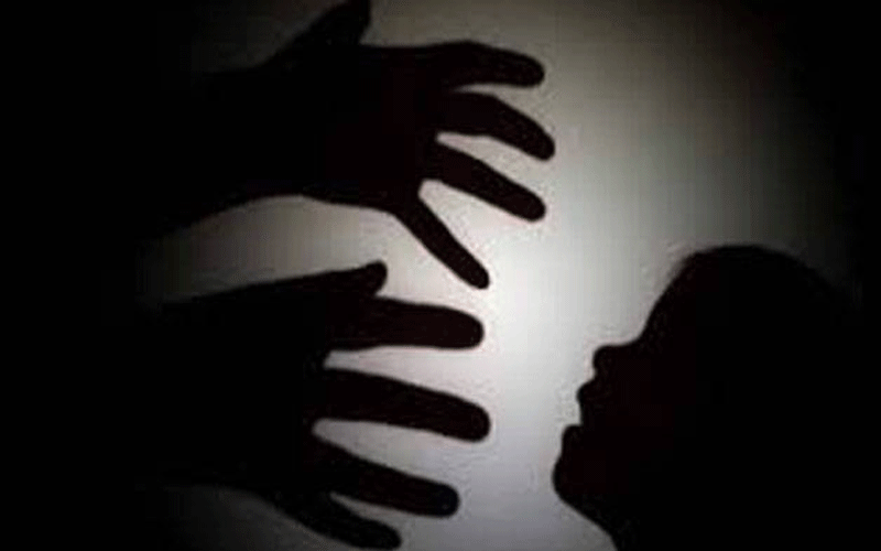 آٹھ سالہ بچی سے زیادتی کس نے کی؟لاہورپولیس کی تفتیش میں پول کھل گیا