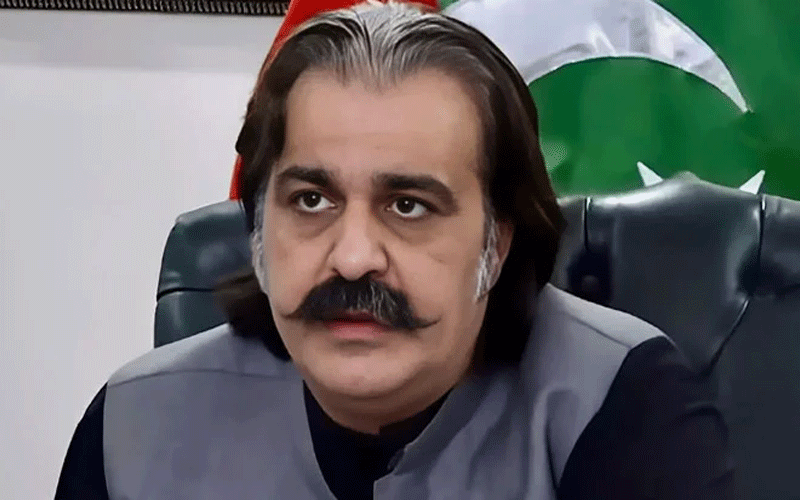  عمران خان کے ساتھ ڈٹ کر کھڑے ہیں اور کھڑے رہیں گے:علی امین گنڈاپور 