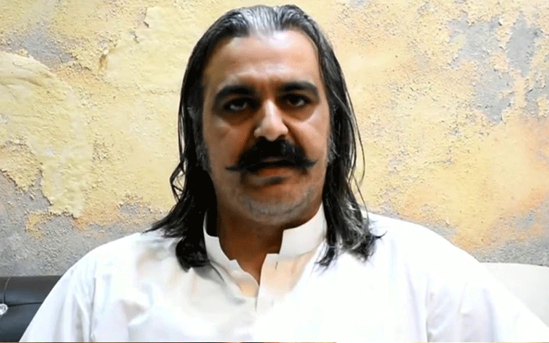 شراب و اسلحہ برآمدگی کیس، گنڈا پور کے وارنٹ گرفتاری جاری
