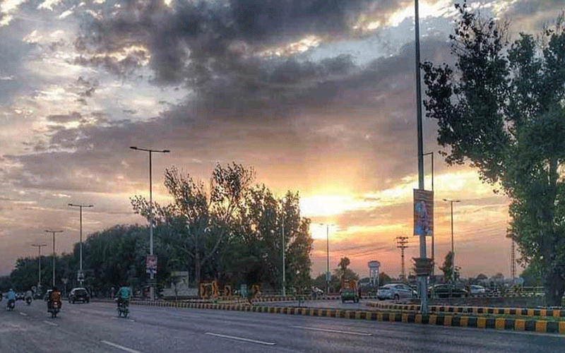  ملک بھر میں موسم خشک اور سرد رہنے کا امکان 