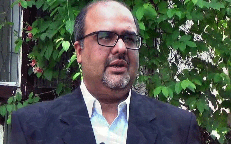 برطانیہ میں نامعلوم افراد کا شہزاد اکبر پر حملہ،زخمی کردیا